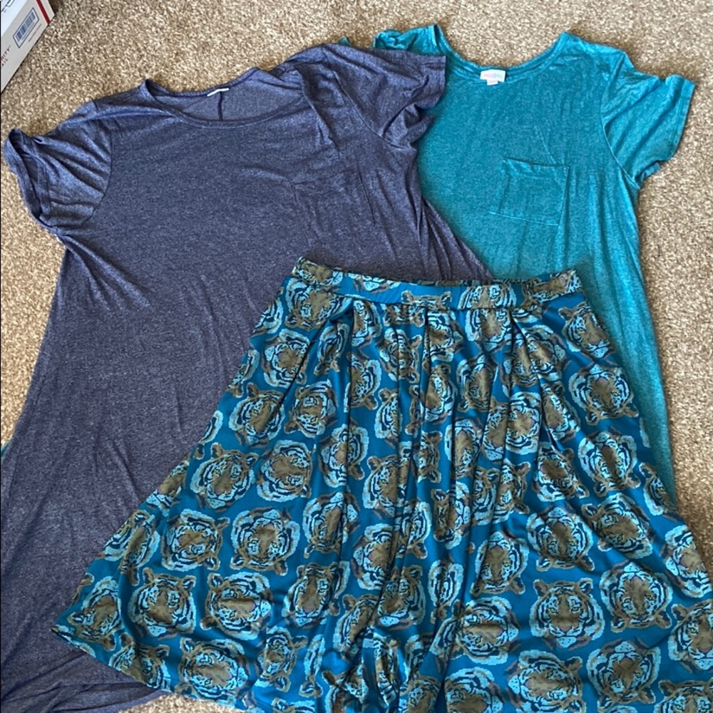 FreeShip LuLaRoe 2X Lot 2 t-shirt dresses andskirt